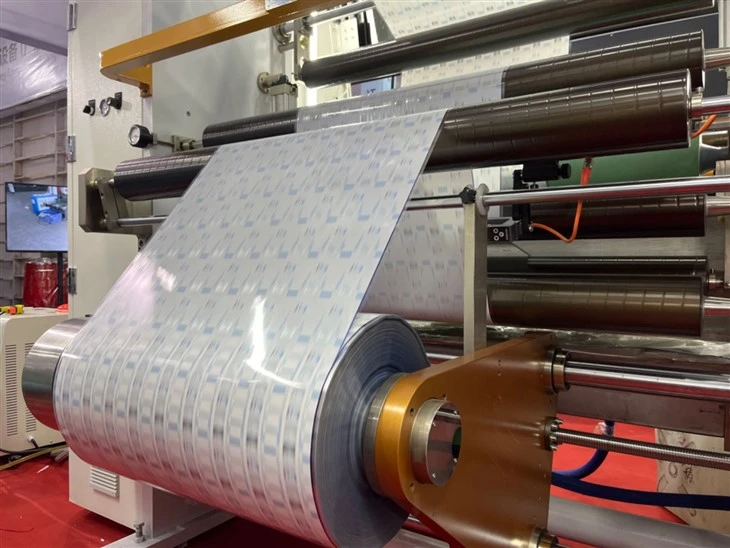 Innovative Laminator Machine For Dog Food Packaging